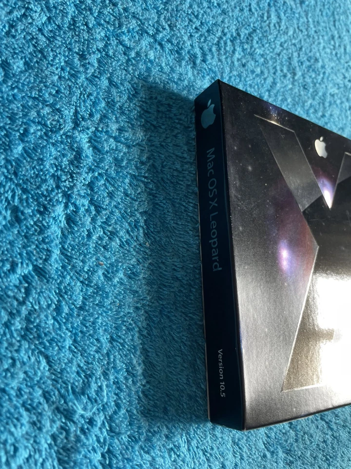 Mac OS X 10.5.1 Leopard Retail - Image 2 of 4