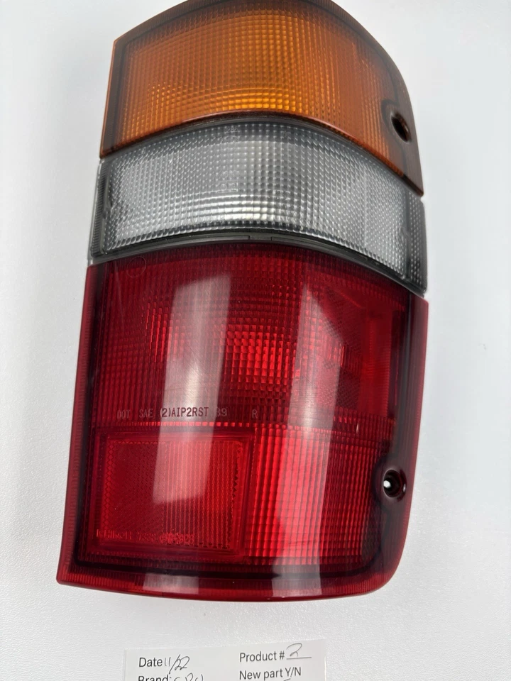 1992 - 1999 Isuzu Trooper Acura SLX OEM Factory TailLight RIGHT PASSENGER 92-99 - Image 3 of 4