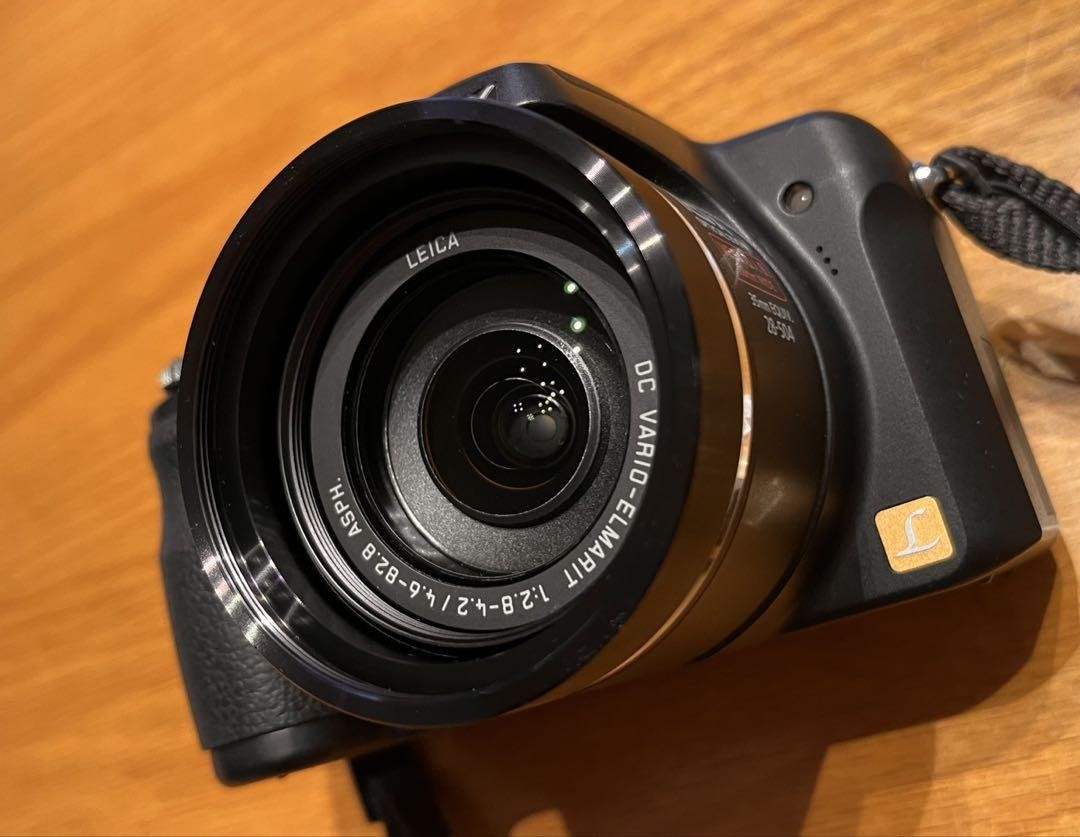 【美品】Panasonic LUMIX DMC-FZ18-K Lowepro Amazon.com : Panasonic Lumix DMC-FZ18K 8.1MP Digital Camera