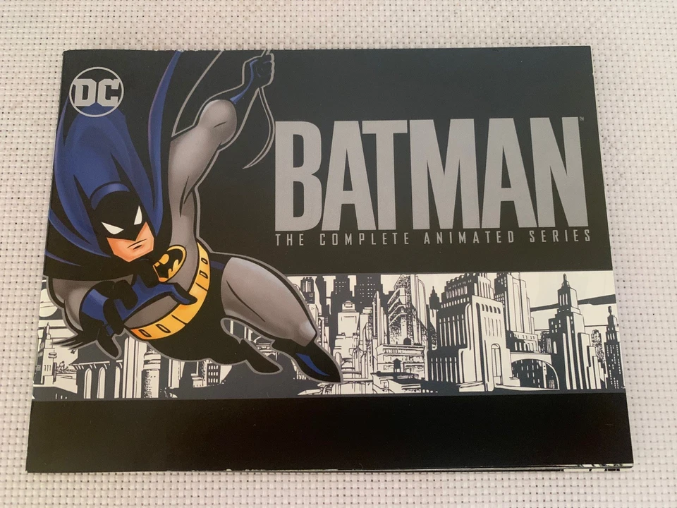 DC Comics Batman The Complete Animated Series 16 DVDs Box Set & Booklet - Image 2 of 4
