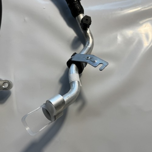 GM Air Conditioning Compressor and Condenser Hose Assembly 84211811 NEW OEM - Picture 4 of 6