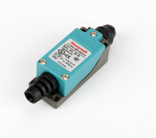 1PCS HONEYWELL SZL-VL-S-D SZLVLSD LIMIT SWITCH -NEW FREE SHIPPING