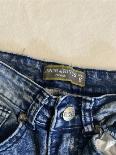 Denim & Rivets Jeans Boy’s Shorts Size 6 Distressed Faded Blue Denim Patched - Bild 3 von 6