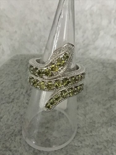 Silver Tone Simulated Peridot Snake Ring New Size N - Picture 1 of 3