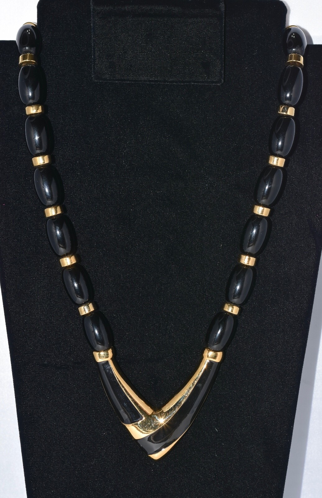 Picture 2 of 9