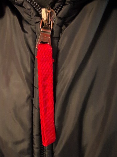 PRADA NYLON PUFFER JACKET TG42 PRISTINELY PRE-OWNED CONDITION AUTHENTICATED. - Picture 3 of 14