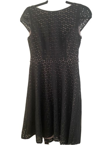 clothes for women - Picture 1 of 3