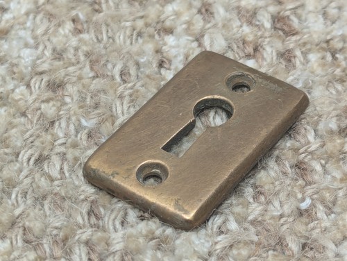 Antique Brass Key Hole Cover Escutcheon #825 - Picture 8 of 8