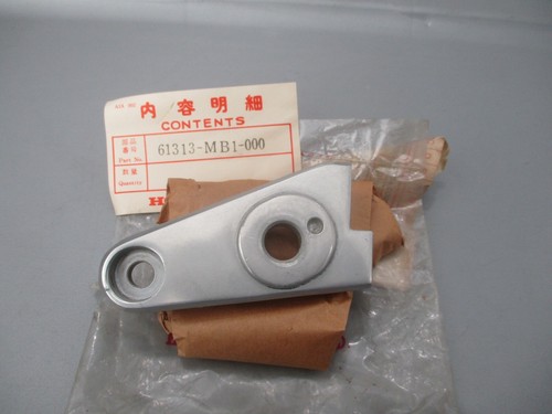 NOS Honda OEM Left Headlight Stay 1982-1983 VF750 V45 Magna 61313-MB1-000 - Bild 1 von 2
