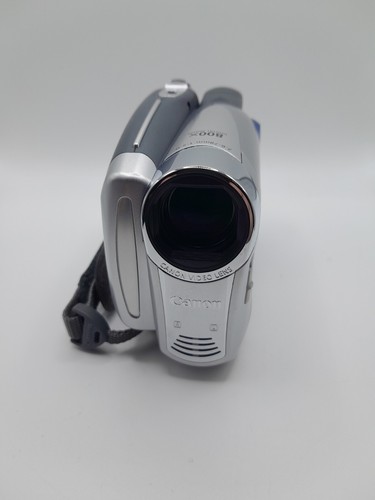 Canon DC201 Camcorder - Silver grey (US MPN) - Picture 16 of 24