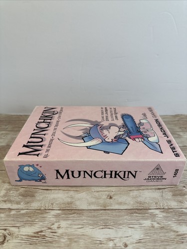 Steve Jackson Games SJG1408 Munchkin Card Game 1st Edition 2011 - No Die - Picture 5 of 10