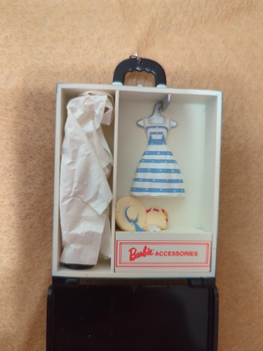 1999 Vintage Hallmark Keepsake Ornament Barbie Reisekoffer und Barbie Ornament d - Bild 8 von 10