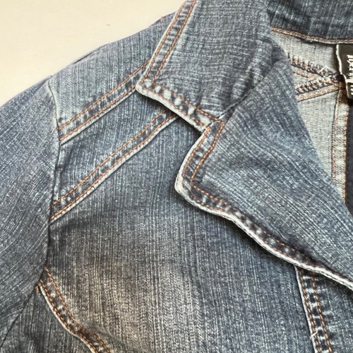 MIXIT Stretch Cropped Denim Jacket Size 12P 3 Button closure Cotton Blend - Picture 7 of 8