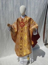 Brand New Custom Order Gothic Low Mass Set