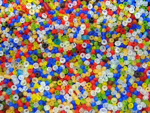 30g - 2mm - 11/0 Glass Seed Beads Jewellery Beading Craft Ceylon Opaque Lined UK - Picture 9 of 44