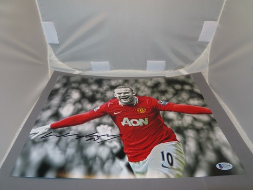 Foto Wayne Rooney Firmada Manchester United 11x14 Fútbol Beckett BAJO AUTENTICIDAD 1C - Imagen 2 de 4