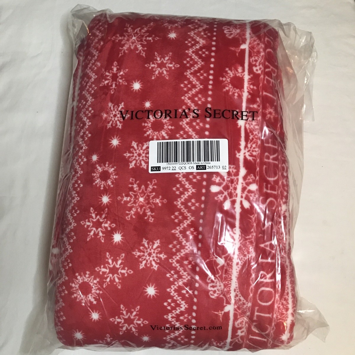 Victoria secret christmas blanket shop