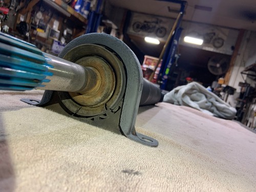 Ford 1969 F100 2wd driveshaft front section 2 piece design V8 manual toploader - Picture 8 of 10