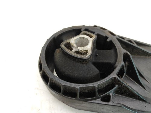 Opel Astra J 1.7CDTi 81KW Diesel 2011 Engine mount bracket support 13248600 - Picture 4 of 7