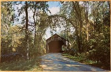 BRANDON, VERMONT. C.1965 PC.(N39)~VIEW OF OLD COVERED BRIDGE