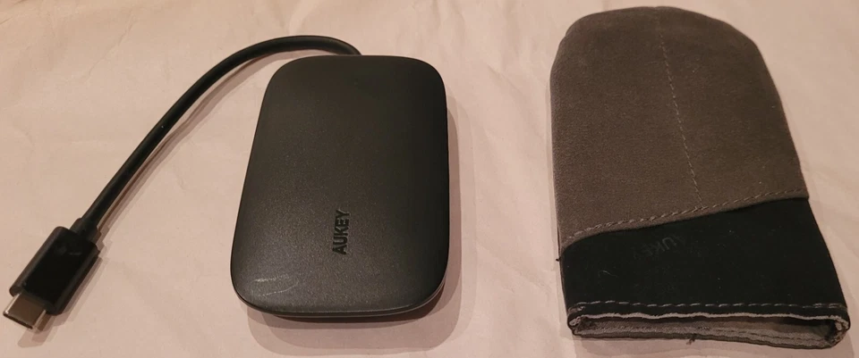 *USED/EXCELLENT* AUKEY CB-C68, 7-in-1 Adapter USB 3.0/C, SD/MicroSD, HDMI Ports - Image 4 of 4