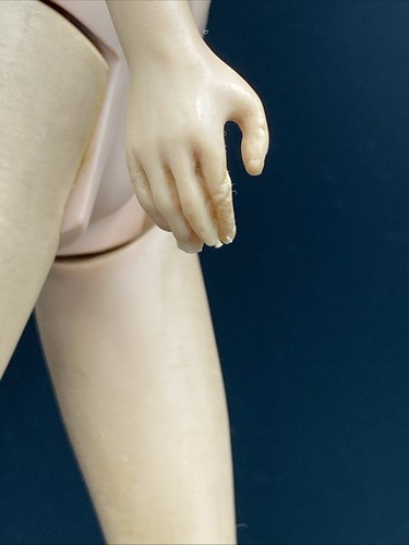 Muñeca Ken vintage 1961 pelo rubio flocado - Imagen 10 de 15