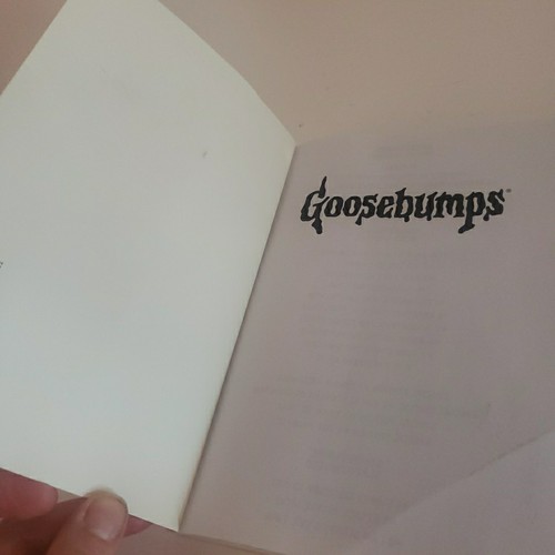 R. L. Stine Goosebumps 25th Anniversary Retro Set 5 Books and Tin Scholastic - Bild 17 von 24