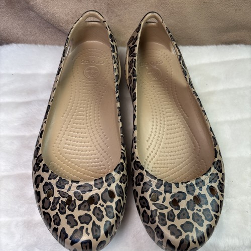 CROCS Kadee Thea CHEETAH/LEOPARD PRINT Ballet FLATs- Women’s Size US 8