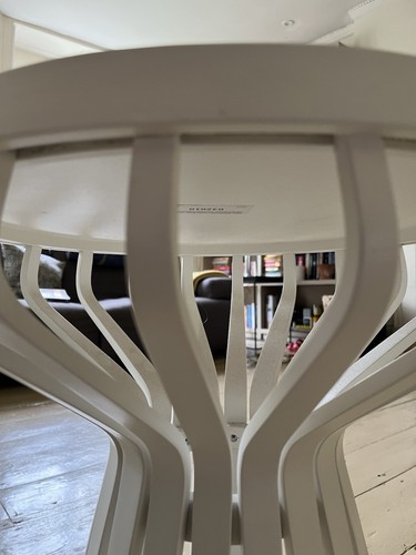 HABITAT, WHITE FINISHED CIRCULAR TOPPED SIDE TABLE. - Picture 6 of 9