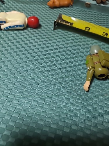 1982 GIJOE WITH GREY HELET AND OLIVE GREEN OUTFIT. Needs To be Assembled - Picture 14 of 23