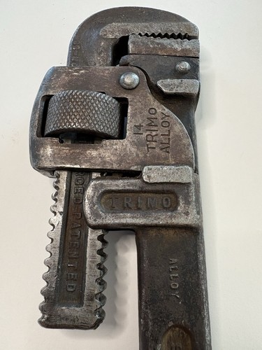 Vintage TRIMONT MFG CO ROXBURY MASS USA 14 Inch Pipe Wrench TRIMO Drop Forged - Picture 6 of 7