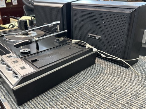 Panasonic SG-634 Solid State Stereo Phonograph Vintage Audio Portable - Picture 16 of 24