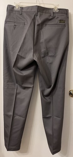 Lot 2 Lee Pants Mens 34x30 Black Or Navy & Gray Relaxed Fit Pleated Front - Picture 2 of 13