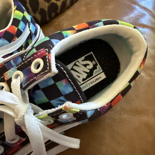 VANS Comfycush Old Skool Tie-Dye Checker M6 W7.5 Nuevo - Imagen 4 de 12