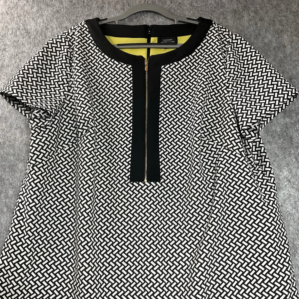 Vestido Tahari Feminino Plus 1X Preto Geométrico Midi Escritório Clássico Cápsula Mínima - Imagem 3 de 4