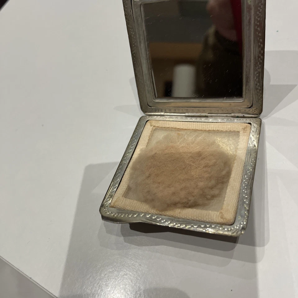 Ancien poudrier en argent 800 - Photo 4/4