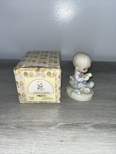 Precious Moments Figurine - I Believe In Miracles E-7156 HAC4