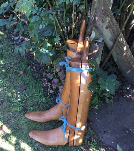 Vibrage Riding Boot Trees - Picture 5 of 6