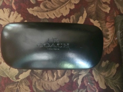 Estuche para gafas de sol Coach New York negro con cubierta dura paño de limpieza - Imagen 2 de 8