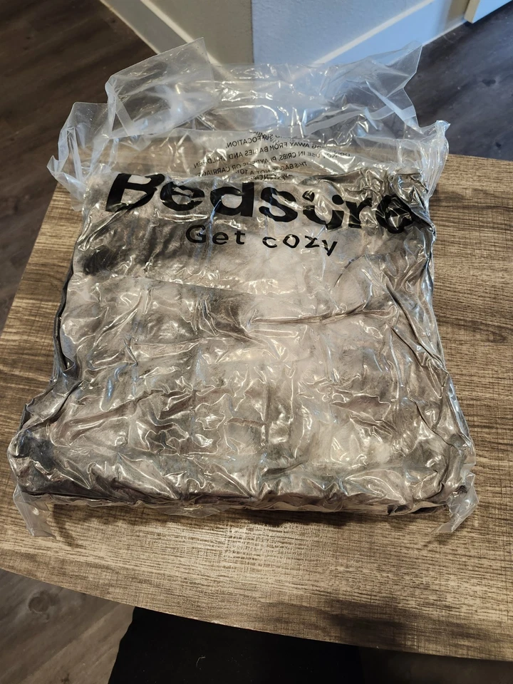 Manta térmica suave suave Bedsure 50x60 tie-dye  Foto 3 de 3