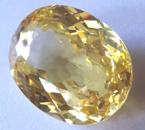 Top 20x15 mm 32 cts ovalado amarillo ruso circonita cúbica AAAAA - Imagen 2 de 3