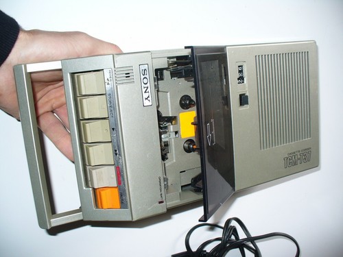 Vintage Sony TCM-737 Cassette - Tape Recorder Player TESTED - Picture 7 of 10
