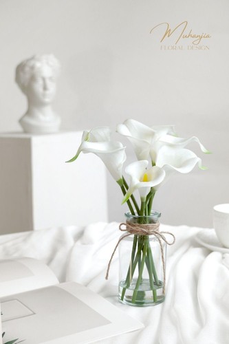 Künstliche Calla Lilie Blumengesteck mit Vase Blumenduft Wohndeko - Bild 3 von 8