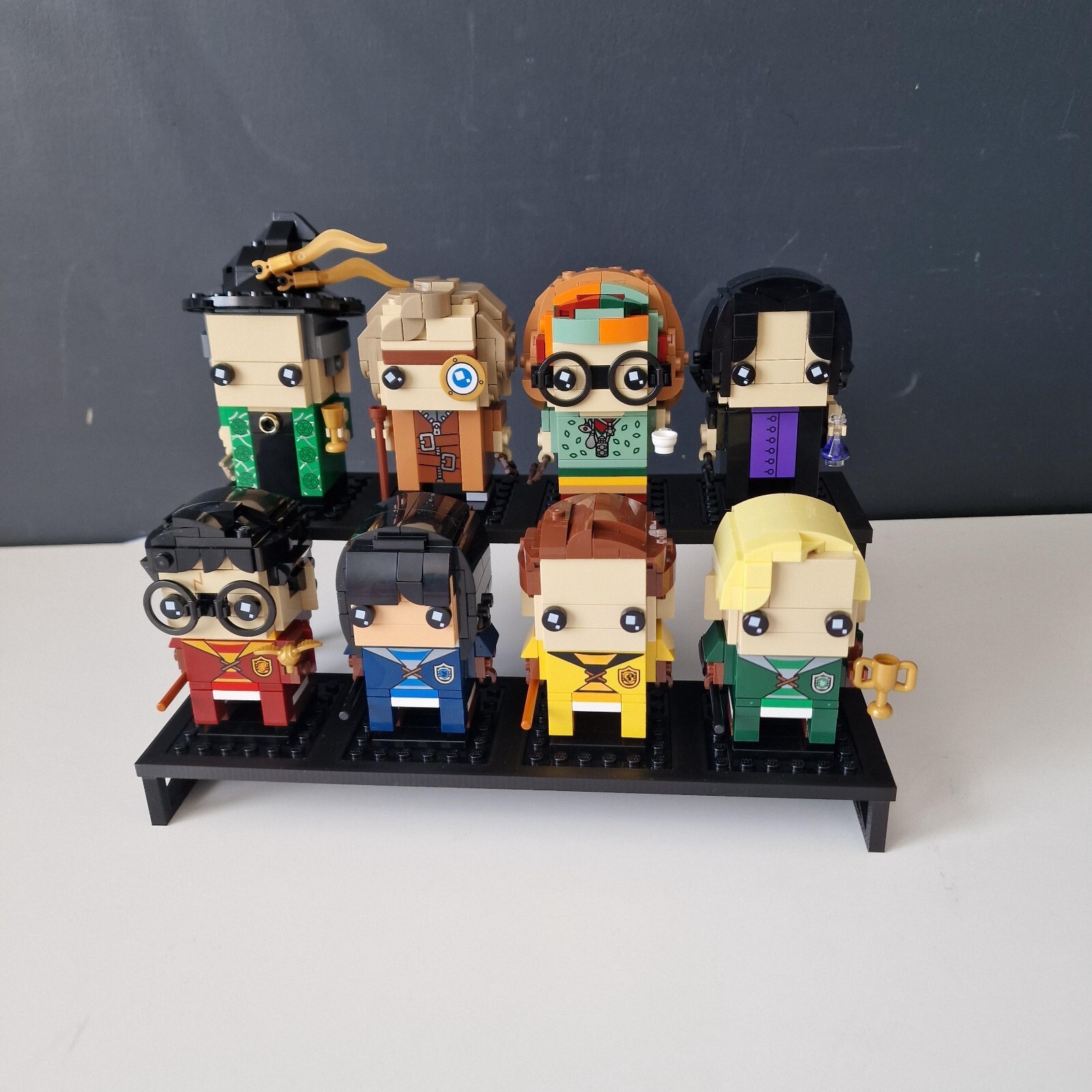 Picture 4 of 30