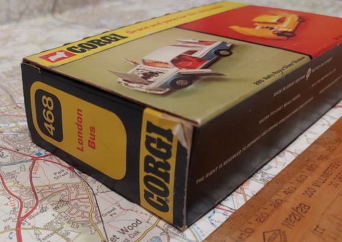 Corgi No 468 Routemaster Bus with Whizzwheels, original box, near Mint & boxed - Picture 6 of 9