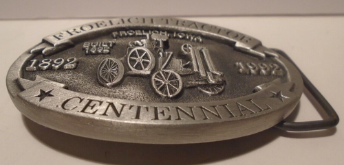 Hebilla de cinturón de peltre centenario para tractor Froelich 1892-1992 hecha en EE. UU. - Imagen 3 de 4