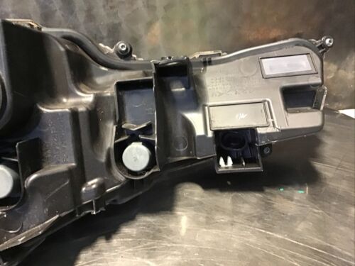 2021 TOYOTA COROLLA MK12 FARO LED LATO GUIDATORE ANTERIORE DESTRO LATO PRODUTTORE DI APPARECCHIATURE ORIGINALI 81110-02T10 - Foto 9 di 13