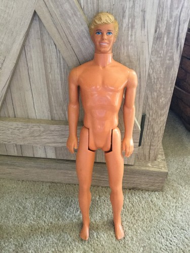 1990 Mattel Hawaiian Fun Barbie Ken #5941 Ken Barbie Doll Dark Blonde Molded Hai