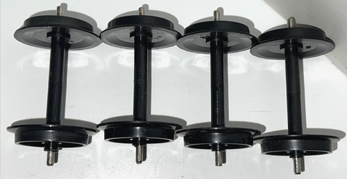 G-SCALE - 4 PLASTIC SOLID WHEELS - BLACK - FITS LGB-ARISTO-USA ETC...TRAINS - Picture 3 of 4