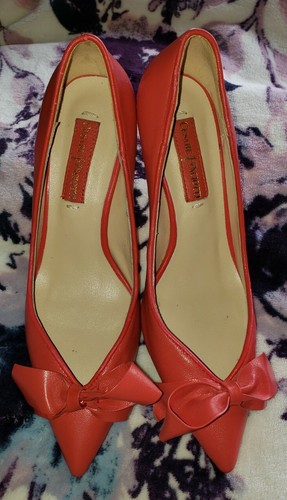CESARE PACIOTTI RED LEATHER BOWS POINTY TOES KITTEN HEELS PUMPS 38 7.5 8 - Picture 2 of 8